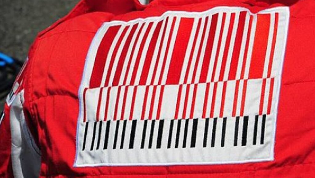 Construcción de marca: Acercamiento al logo de código de barras en Ferrari F1